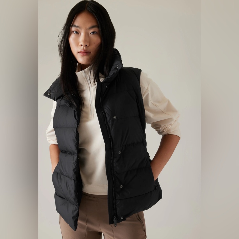 Athleta Black Quilted Down Vest ☃️